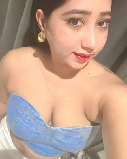 Diya Menon, verified companion in Chanakyapuri